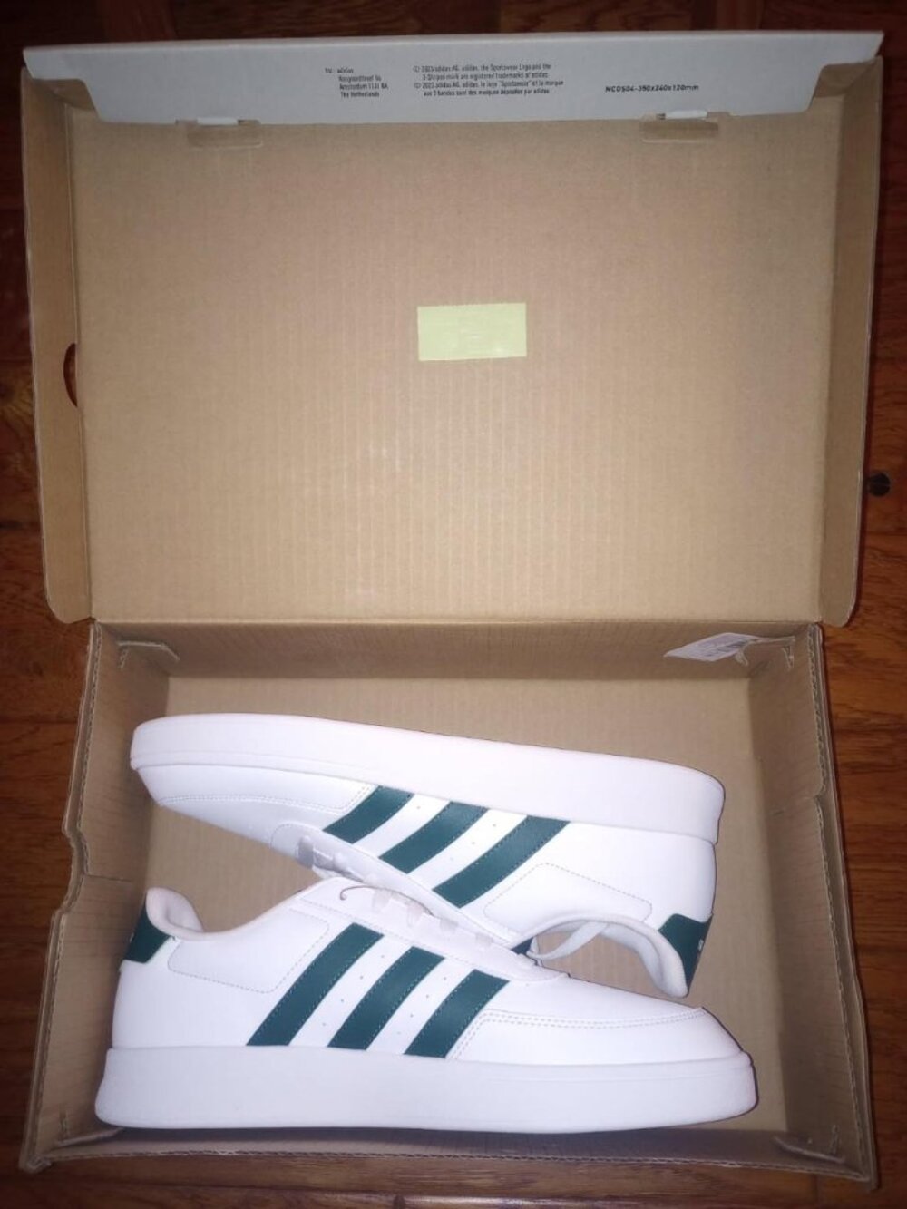 Adidas Men's Size 13 Breaknet 2.0 White Green Shoes Sneaker NIB - Picture 2 of 6